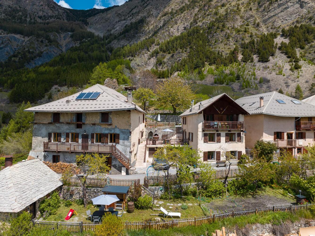 Gite Pour 20 Personnes, Les Orres Villa Buitenkant foto